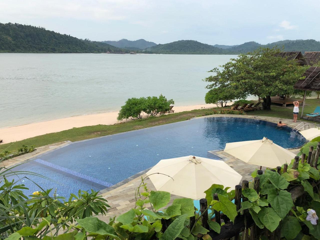 Telunas Private Island Sugi 外观 照片